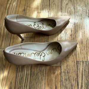 Sam Edelman - beige leather heels